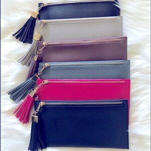 ✨Stylish Leather Clutch w/ ID credit card holder💫